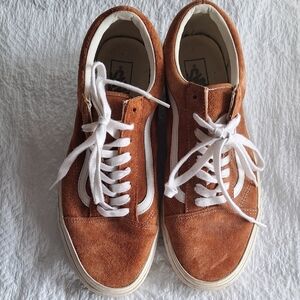 Vans Men's Tan Suede Sneakers